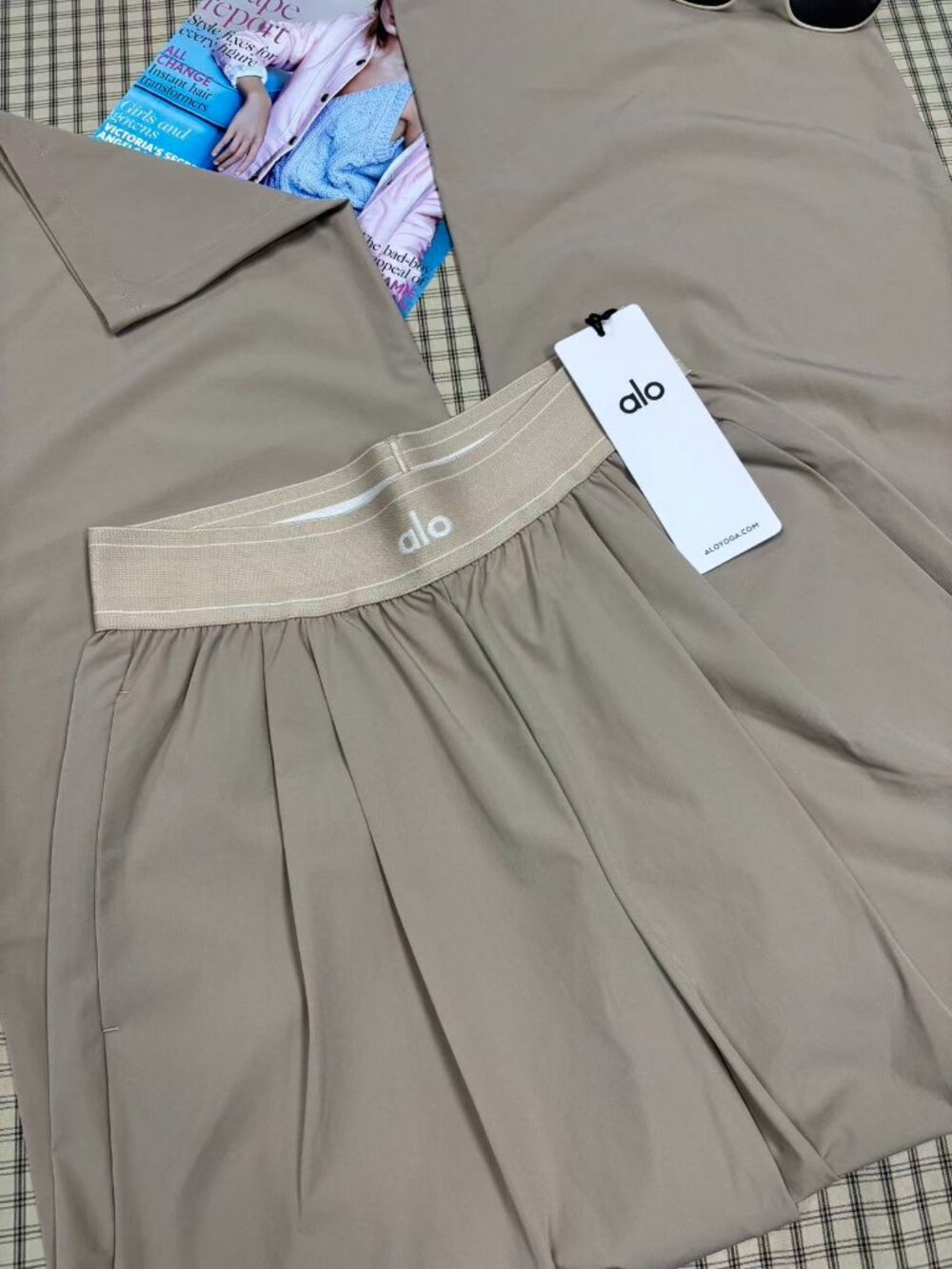 👍Alo Yoga Suit Up Trouser Gravel Regular 30" Inseam✨Straight Leg - Picture 3 of 12